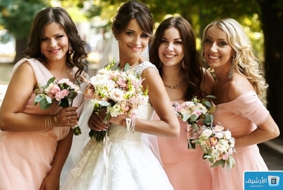 ثيمات العروس وصديقاتها