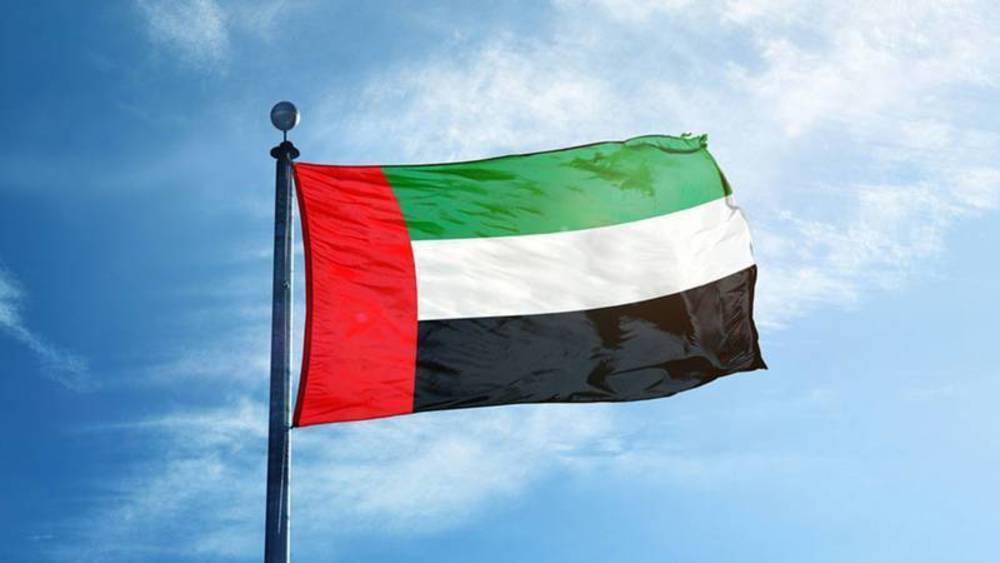 ما هي شروط الإقامة الحرة في الإمارات