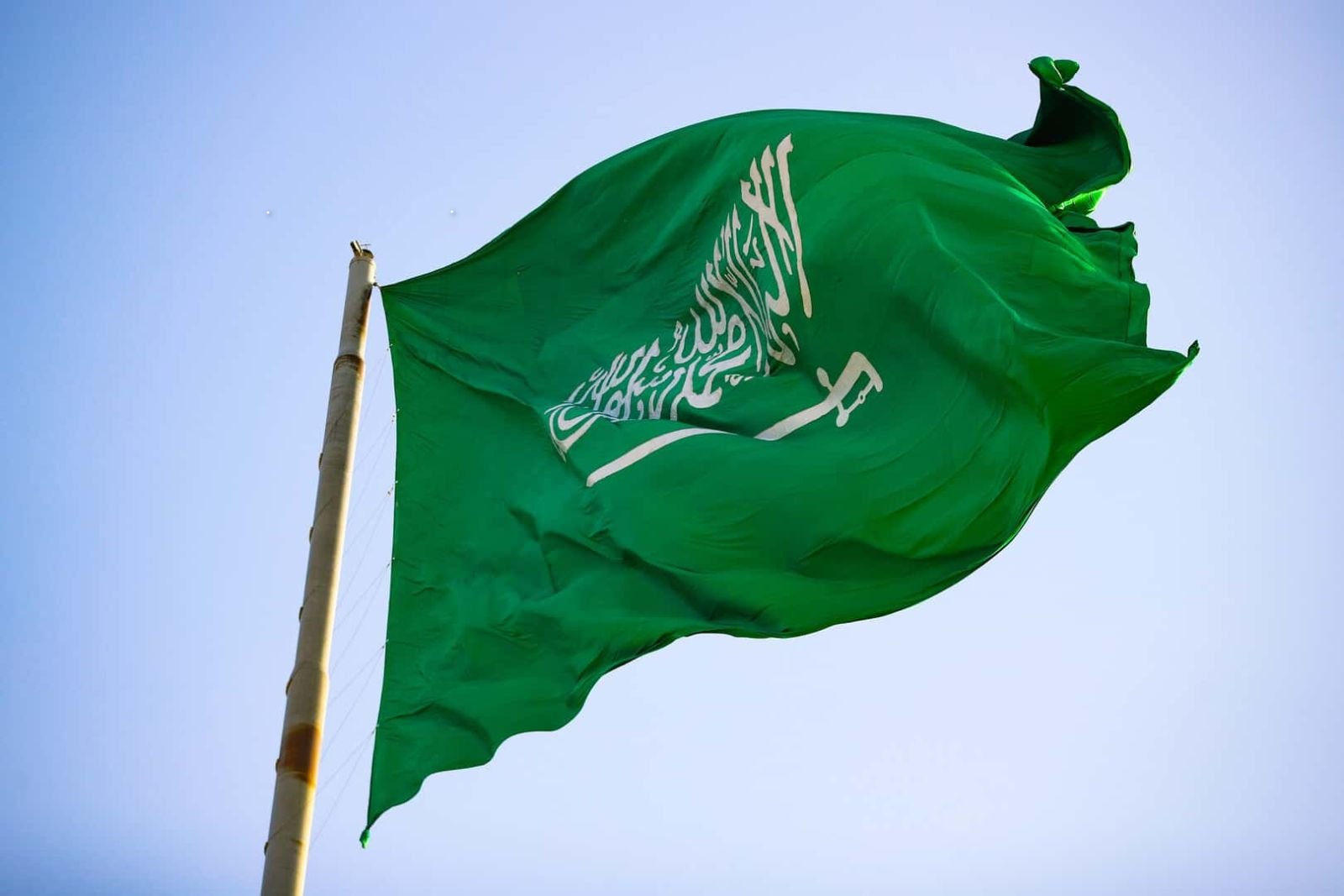 اذاعة مدرسية يوم العلم السعودية