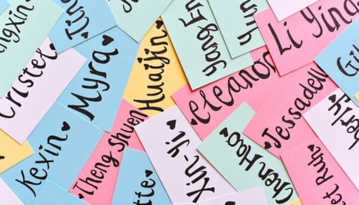 اسماء فيسبوك للبنات بالعربية +100 اسماء فيس بوك بنات دلوعة 1 قروبات بنات بالانجليزي