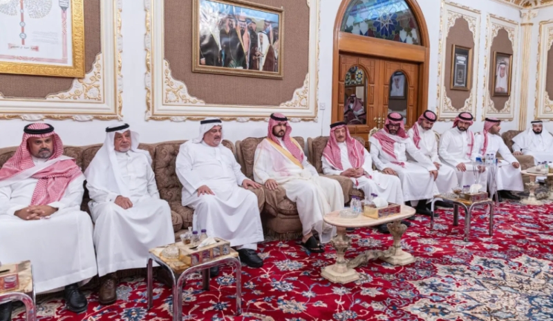 نائب أمير المنطقة الشرقية يقدم تعازيه لأسرة القصيبي 1 2448097.pngw800q100fjpg