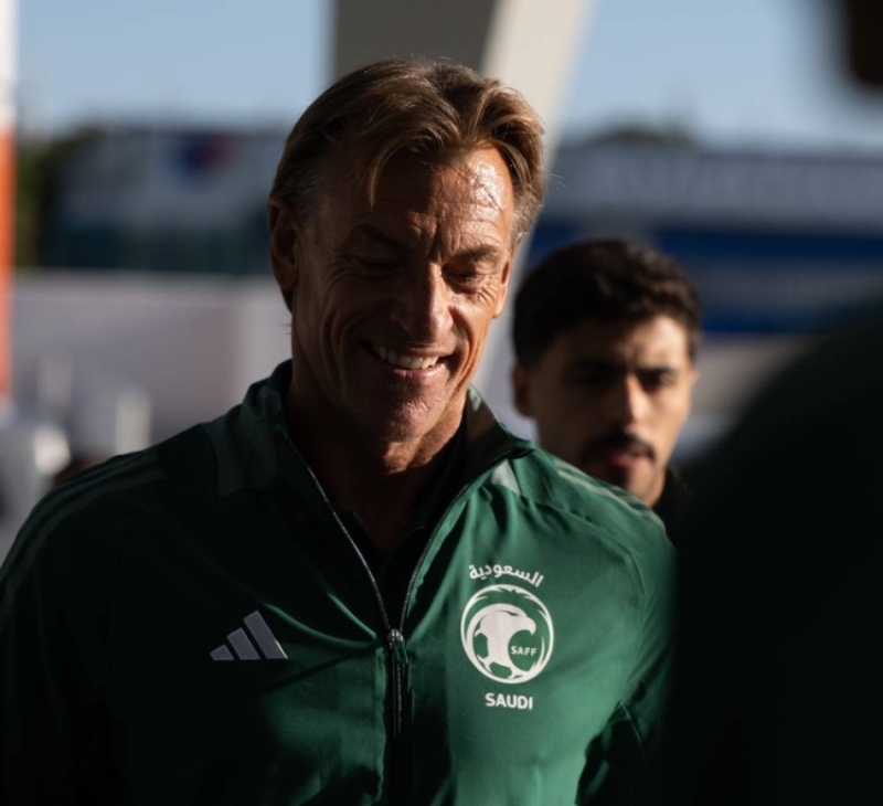 وصول بعثة المنتخب السعودي إلى جمهورية التشيك 1 2448761.jpgw800q100fjpg