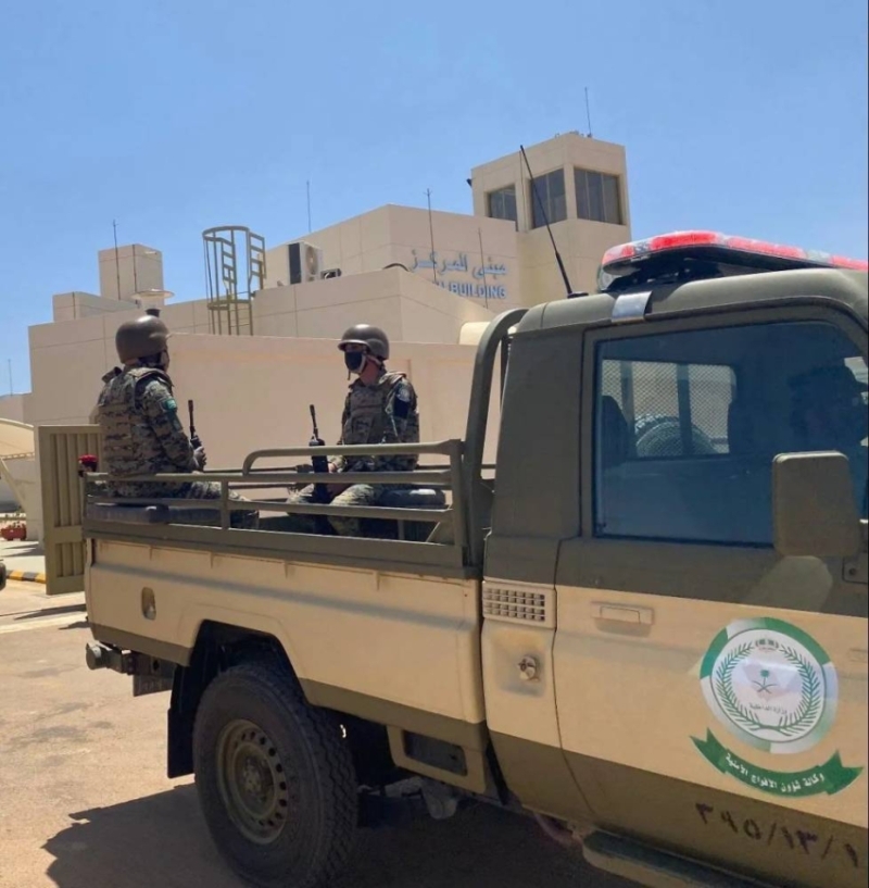 تحبط الأفواج الأمنية في جازان تهريب (11) كيلوجرامًا من القات المخدر 1 2456532.jpgw800q100fjpg